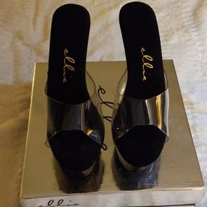 Ellie platform heels -style Vanity